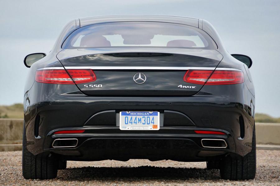  Mercedes-Benz S550 Coupe 4Matic 2015 года  (US) (фото 7 из 42)